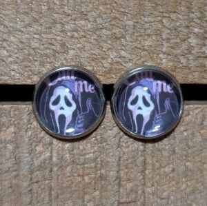 💟 Ghostface Call Me Stud Earrings